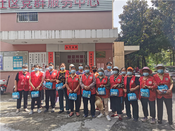 無私為分類 志愿最光榮——馨康苑社區(qū)做好垃圾分類，助力疫情防控