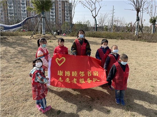 殷巷社區(qū):傳承雷鋒精神 爭(zhēng)當(dāng)環(huán)保衛(wèi)士
